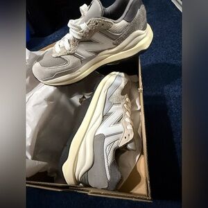 Brand new New Balance white gray Running size men’s 7